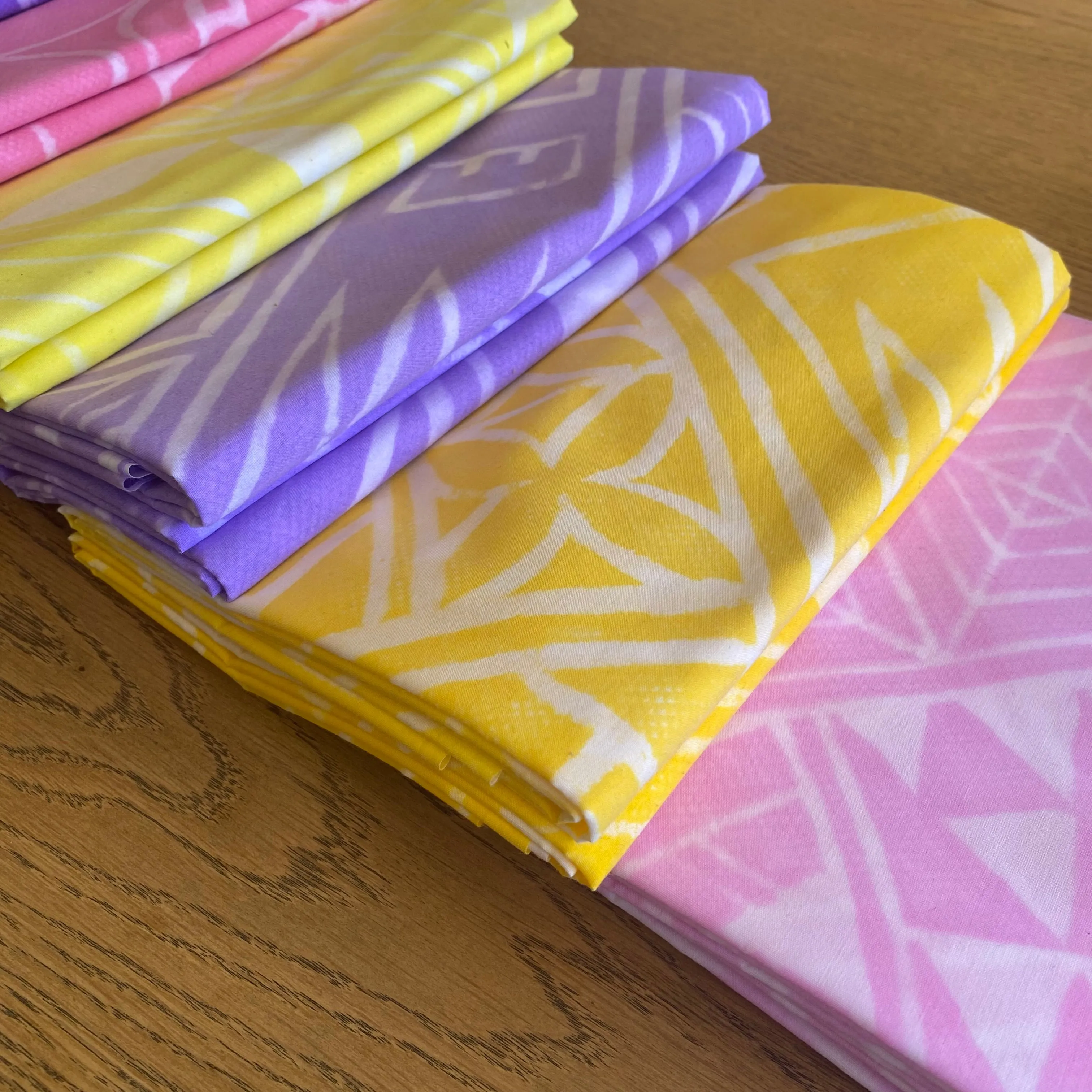 2m Pastel Bloom Block Print Table Cloth or Ie Lavalava Women's Pareo Cotton Poplin Sarong Beach Cover Up Size L