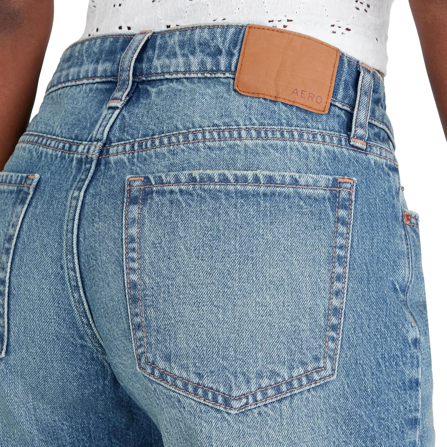 AEROPOSTALE Women's Low Rise Baggy Denim Shorts, 6-inch