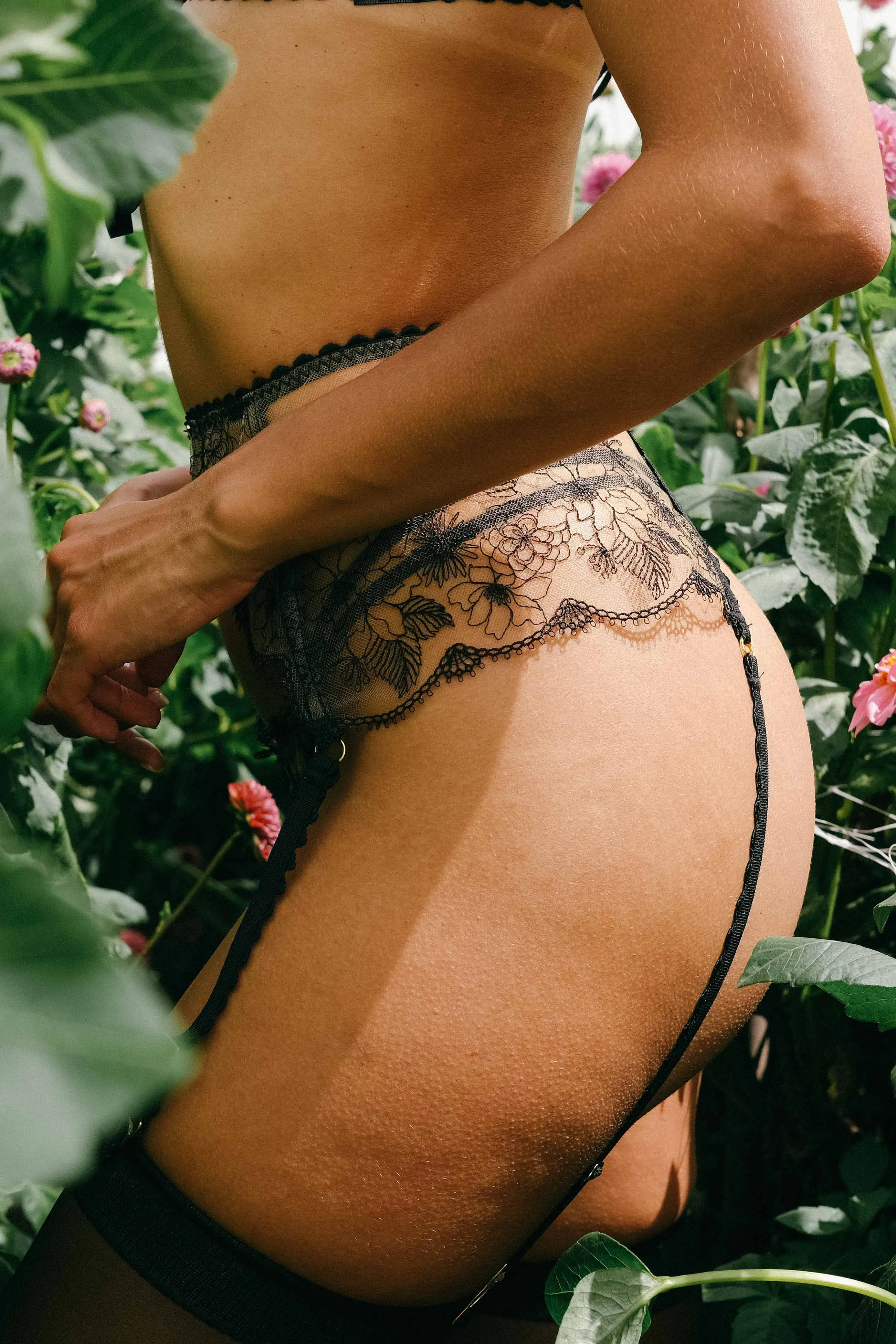 Brazil Long Line Garter Belt