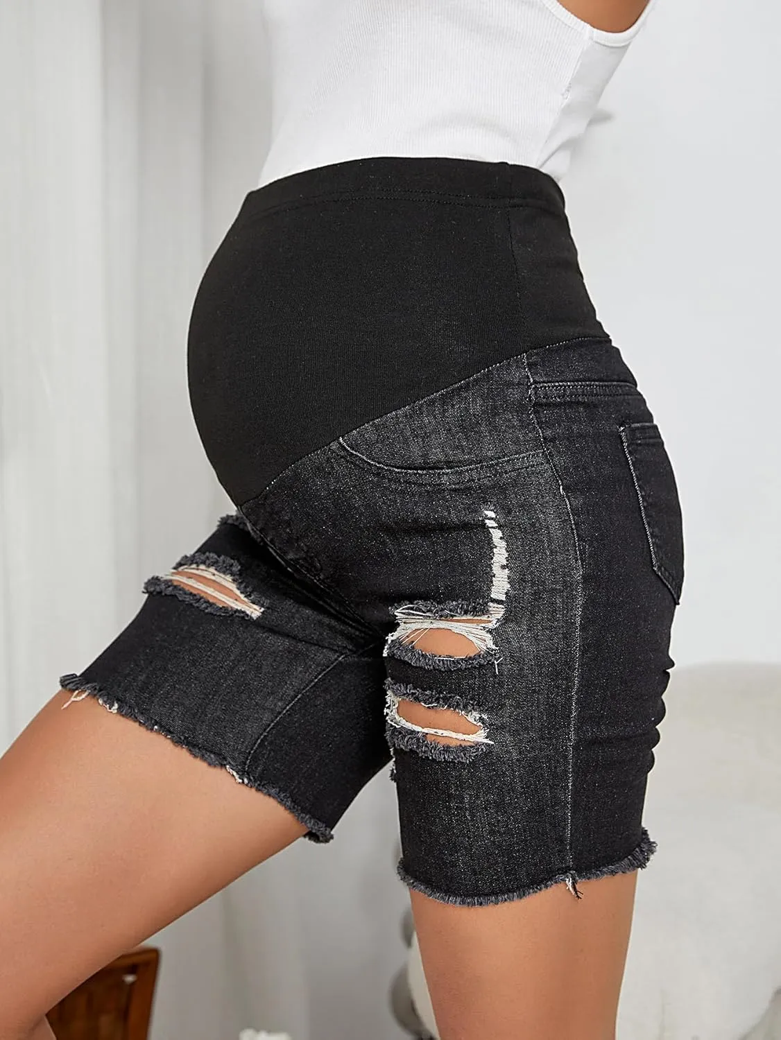 Floerns Women's Maternity Ripped Roll Hem Jeans Pregnant Denim Shorts