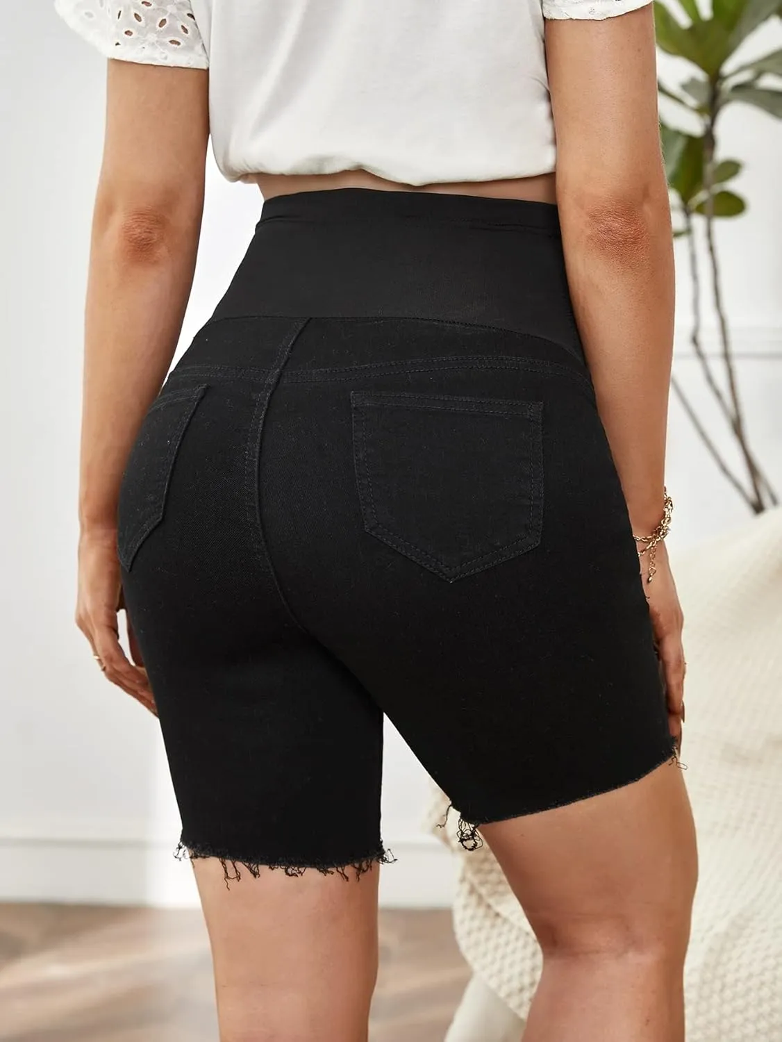 Floerns Women's Maternity Ripped Roll Hem Jeans Pregnant Denim Shorts