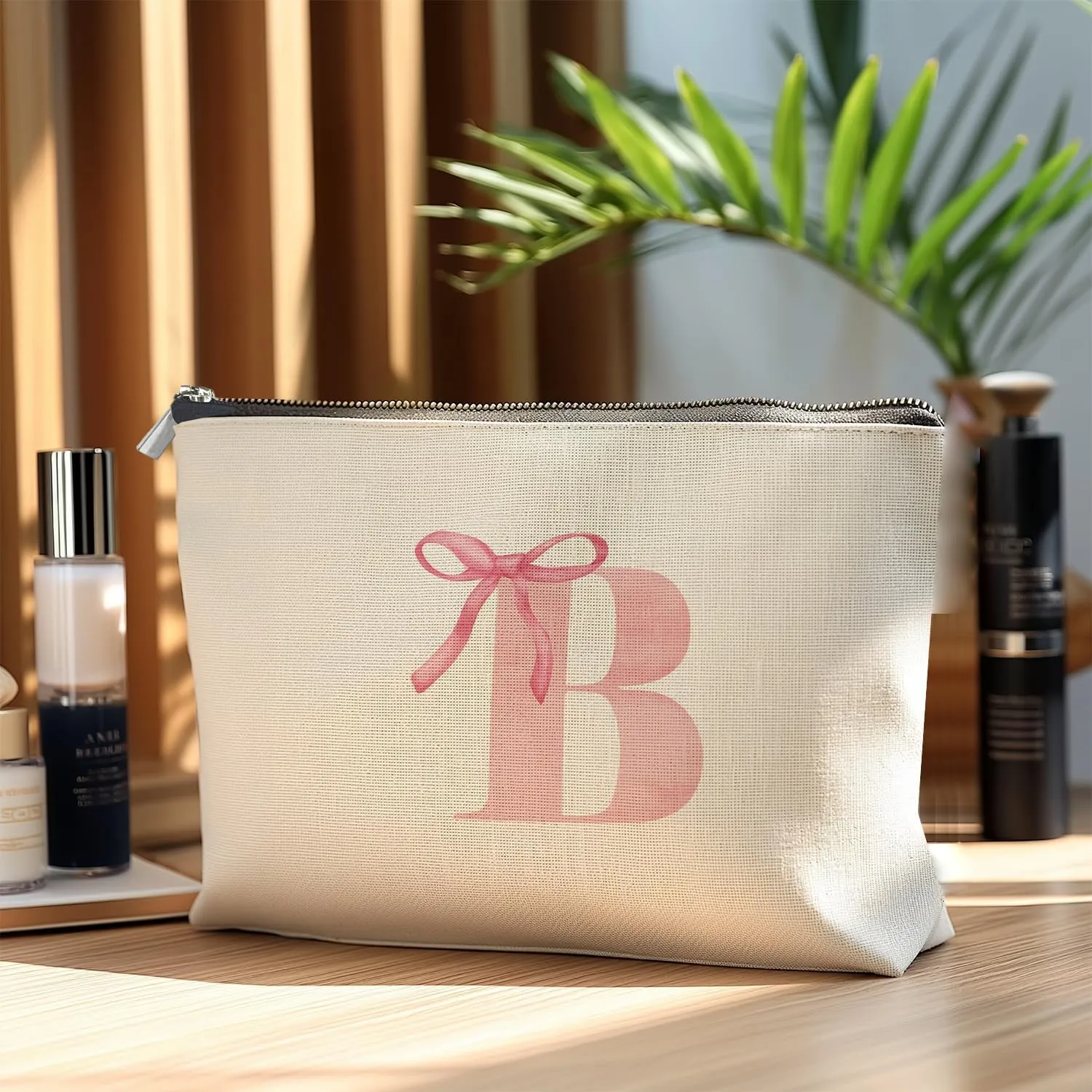 Initial Makeup Bag Letter B Monogram Makeup Bags for Women, Pink Bow Cosmetic Bag, Preppy Makeup Bag, Aesthetic Makeup Bag, Preppy Stuff, Coquette Stuff, Girly Makeup Bag, Pink Makeup Pouch
