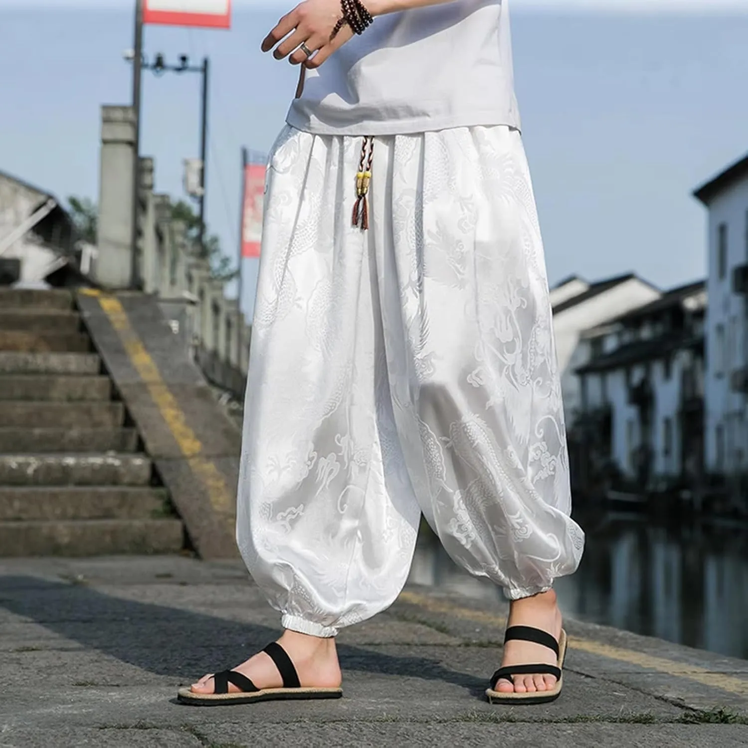 Mens Summer Ice Silk Harem Pants Men Loose Baggy Pants Retro Jogging Loose Pants Male