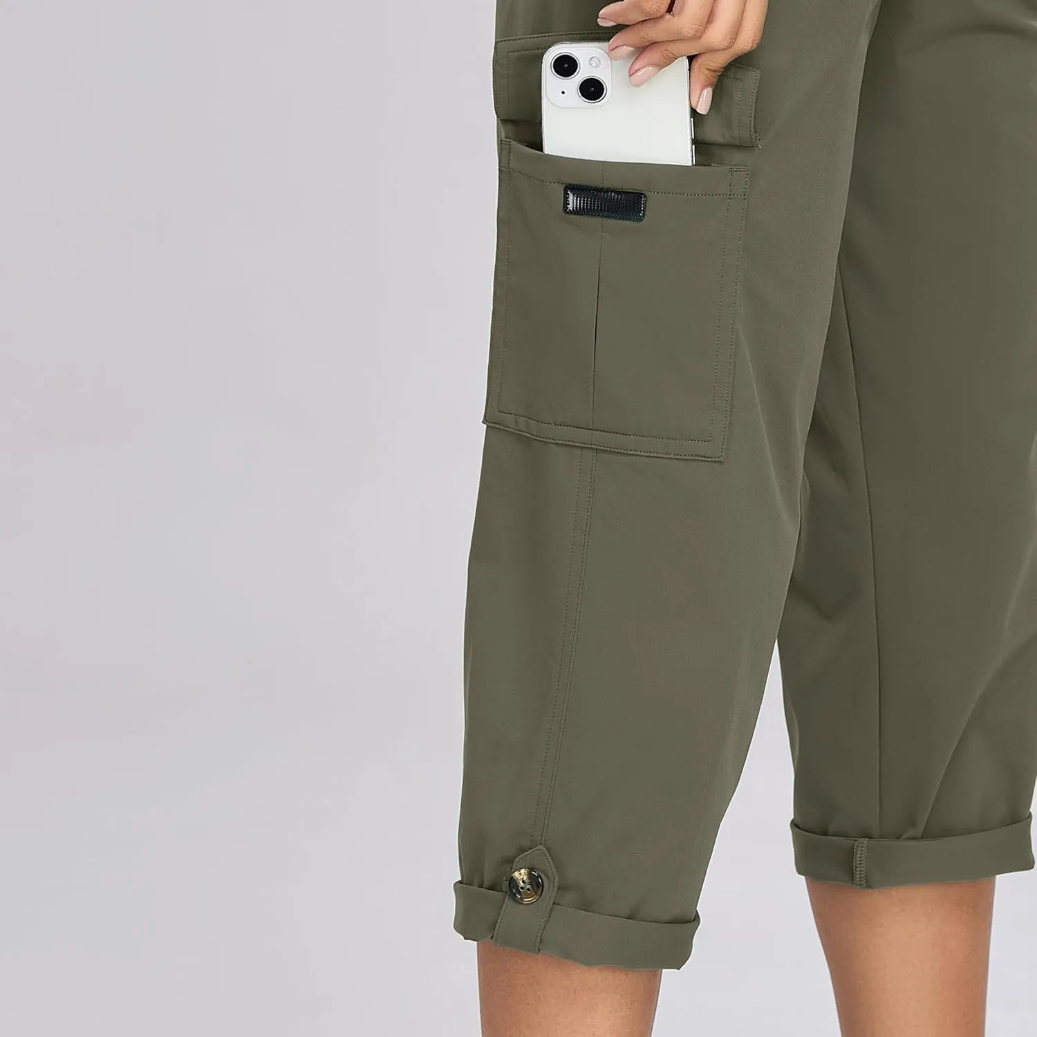 Oalka Women's Cargo Capri Pants Relaxed Fit Knit Waist Cropped Pant Casual Hiking Capris