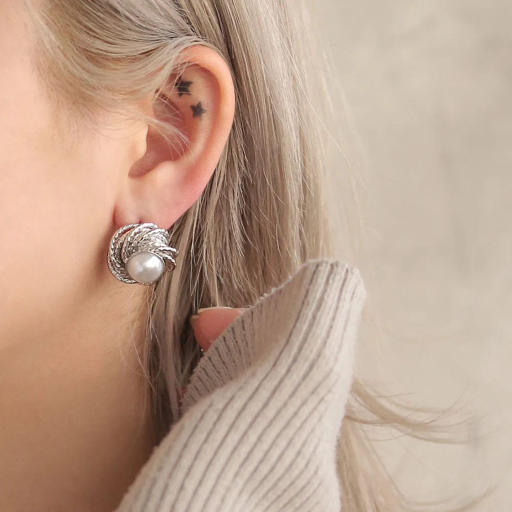 Pearl Statement Studs