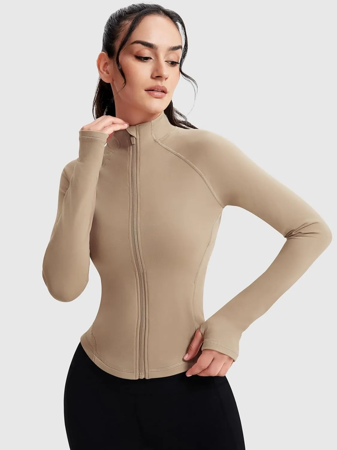 VUTRU Women's Zip Up Cropped Workout Jacket Super Slim Fit Yoga Jackets Lightweight Running Athletic Jacket with Thumb Holes