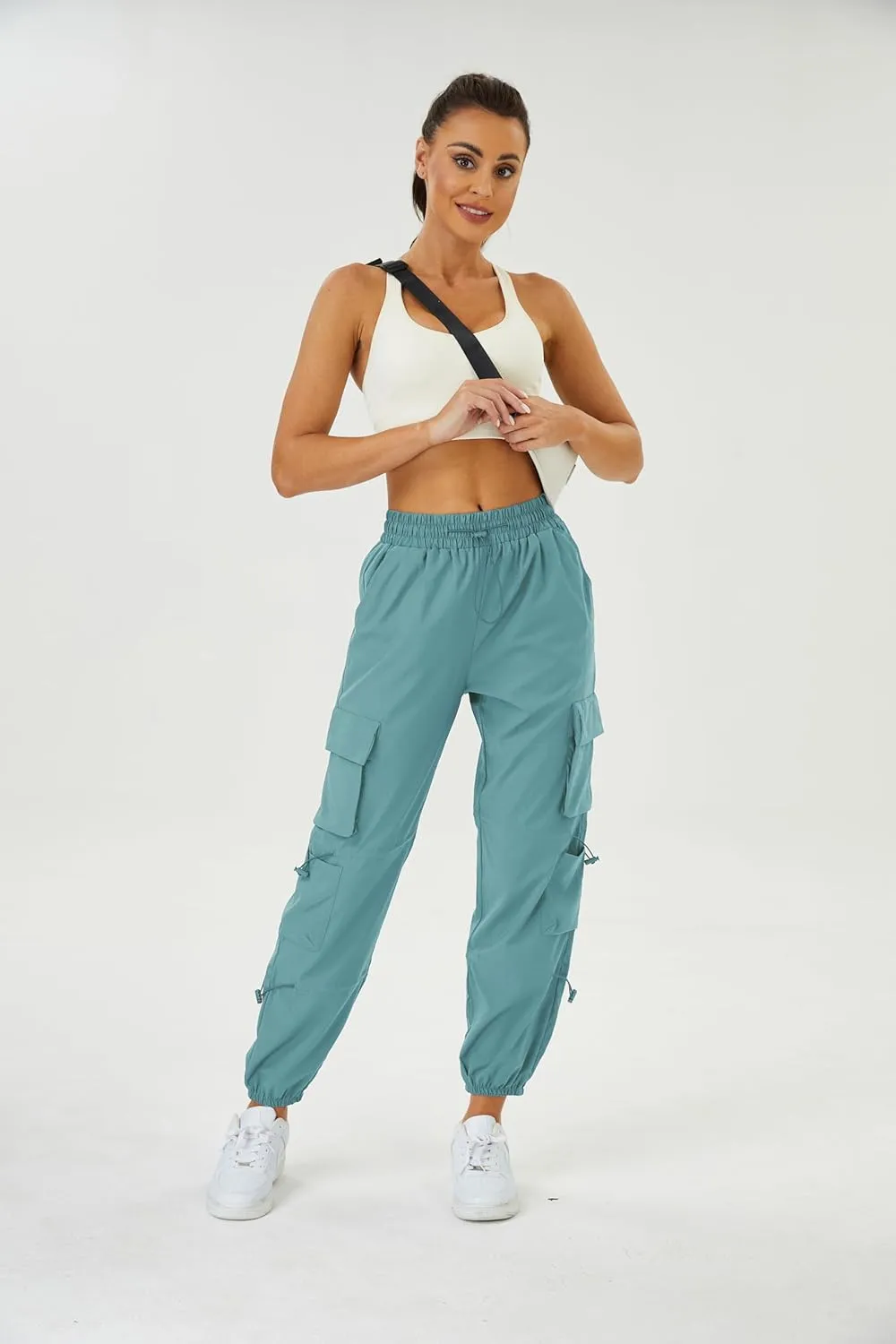 Womens Parachute Cargo Pants with Pockets Quick Dry Hiking Pants Lightweight Water-Resistant Baggy Joggers